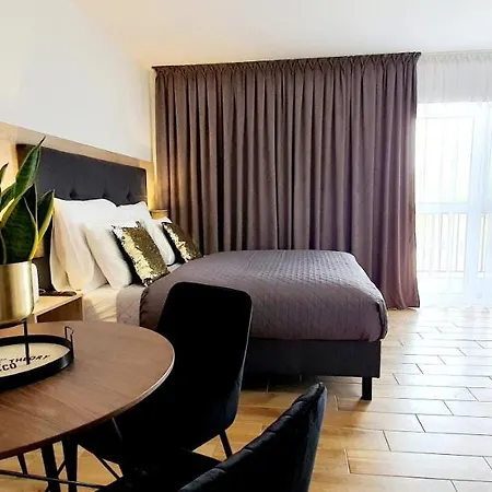 Royal - Adults Only - Z Widokiem Na Zalew Wislany - Jacuzzi W Cenie - Grupa Hotelowa Plazowelove * Krynica Morska