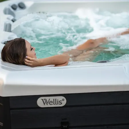 Royal - Adults Only - Z Widokiem Na Zalew Wislany - Jacuzzi W Cenie - Masaze Relaksacyjne - Grupa Hotelowa Plazowelove Apartmanhotel 3*