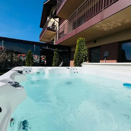 Royal - Adults Only - Z Widokiem Na Zalew Wislany - Jacuzzi W Cenie - Masaze Relaksacyjne - Grupa Hotelowa Plazowelove Apartmanhotel 3*