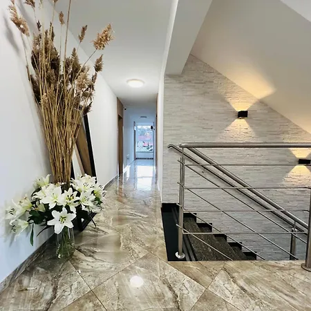 Hotel apartamentowy Royal - Adults Only - Z Widokiem Na Zalew Wislany - Jacuzzi W Cenie - Grupa Hotelowa Plazowelove Krynica Morska