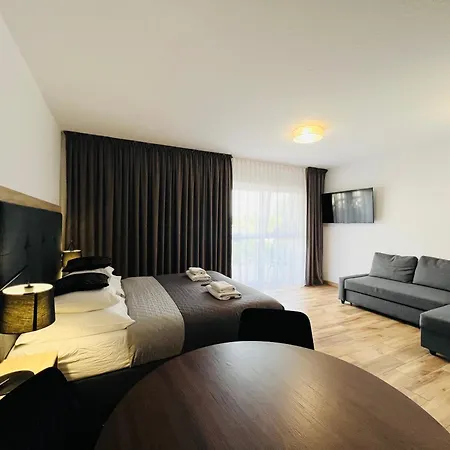 Royal - Adults Only - Z Widokiem Na Zalew Wislany - Jacuzzi W Cenie - Grupa Hotelowa Plazowelove Hotel apartamentowy *