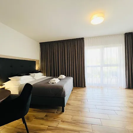 Hotel apartamentowy Royal - Adults Only - Z Widokiem Na Zalew Wislany - Jacuzzi W Cenie - Grupa Hotelowa Plazowelove Krynica Morska